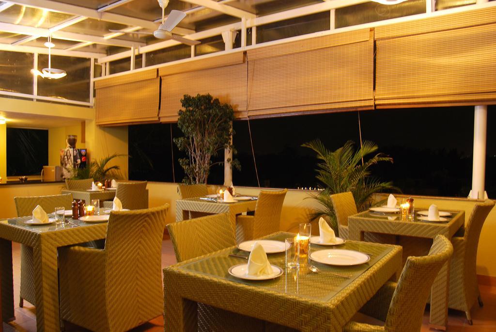 Justa Indiranagar Aparthotel Bangalore Buitenkant foto