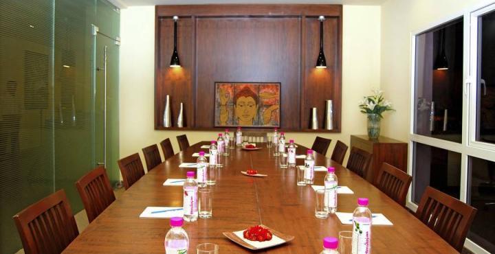 Justa Indiranagar Aparthotel Bangalore Buitenkant foto