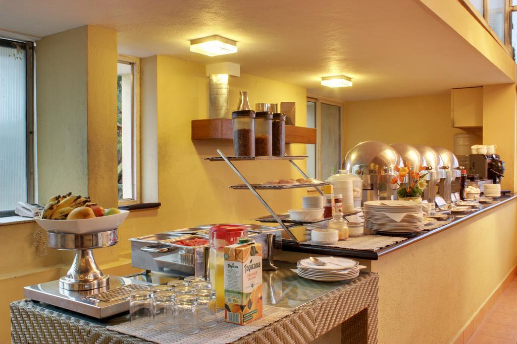 Justa Indiranagar Aparthotel Bangalore Buitenkant foto