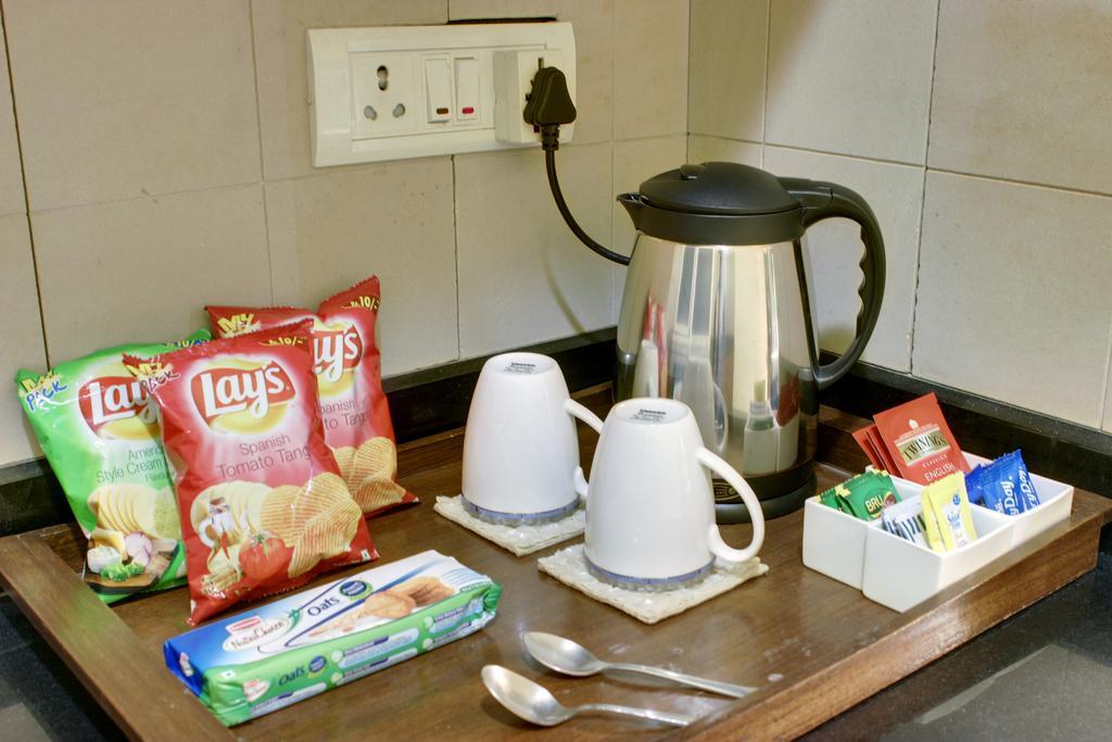 Justa Indiranagar Aparthotel Bangalore Buitenkant foto