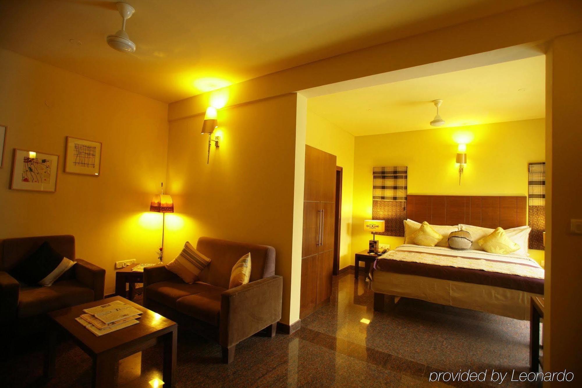 Justa Indiranagar Aparthotel Bangalore Kamer foto